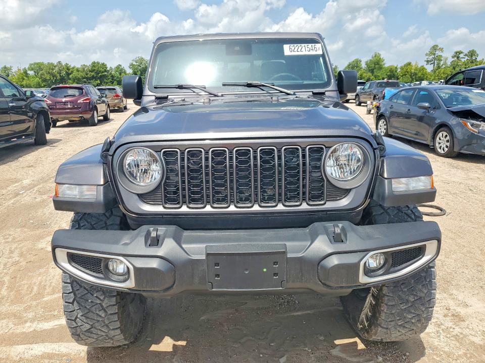 2025 Jeep Gladiator VIN 1C6PJTAG7SL505616 COPART salvage auction — WATER/FLOOD, Tx - Salvage Title-Flood Damage, sold $14,400 on 2026-07-28 (photo 5)