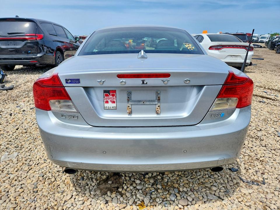 2012 Volvo C70 VIN YV1672MCXCJ125019 COPART salvage auction — FRONT END, Il - Salvage Certificate, sold $375 on 2026-08-12 (photo 6)