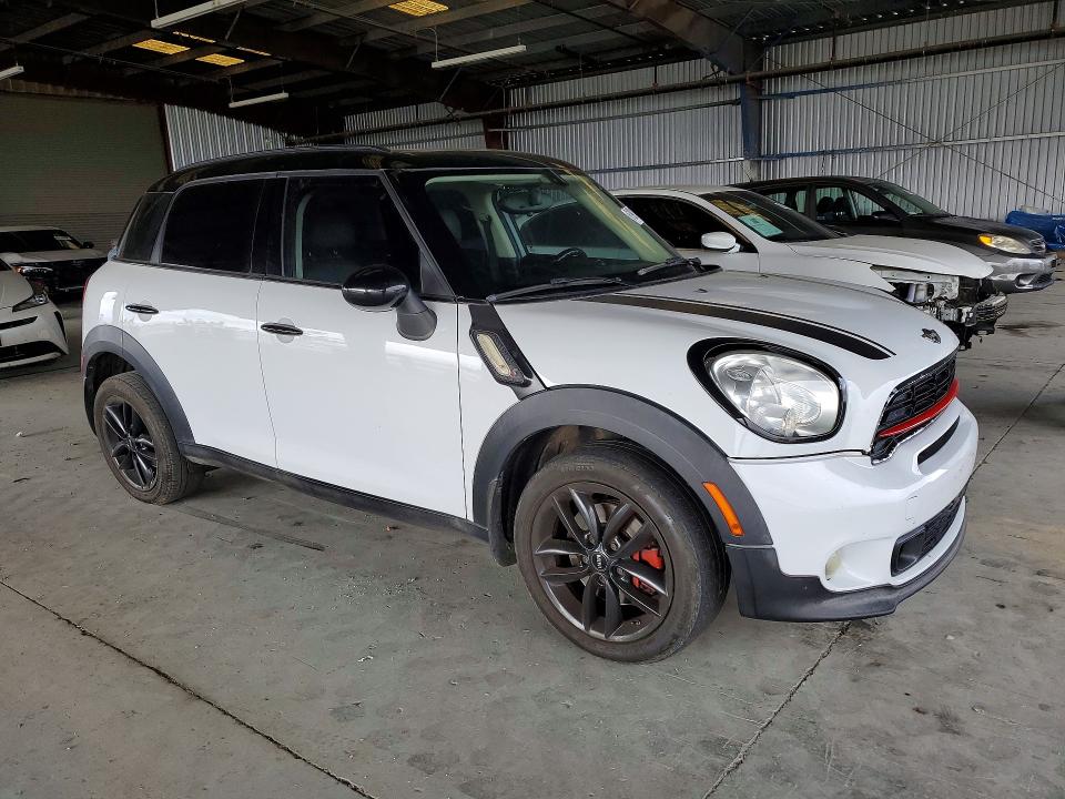 2014 Mini Cooper VIN WMWZC3C50EWP27924 COPART salvage auction — MINOR DENT/SCRATCHES, CA - DLR/DIS/EXP ONLY SALVAGE TITLE, sold $800 on 2026-08-07 (photo 4)