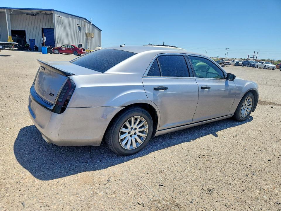 2014 Chrysler 300 VIN 2C3CCAAG3EH289002 COPART salvage auction — FRONT END, Az - Cert Of Title - Salvage, sold $1,900 on 2026-09-11 (photo 3)
