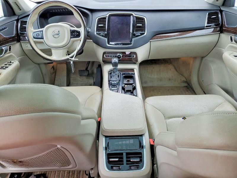 2016 Volvo Xc90 VIN YV4A22PK5G1051304 COPART salvage auction — WATER/FLOOD, Md - Certificate Of Title, sold $2,450 on 2026-08-11 (photo 8)
