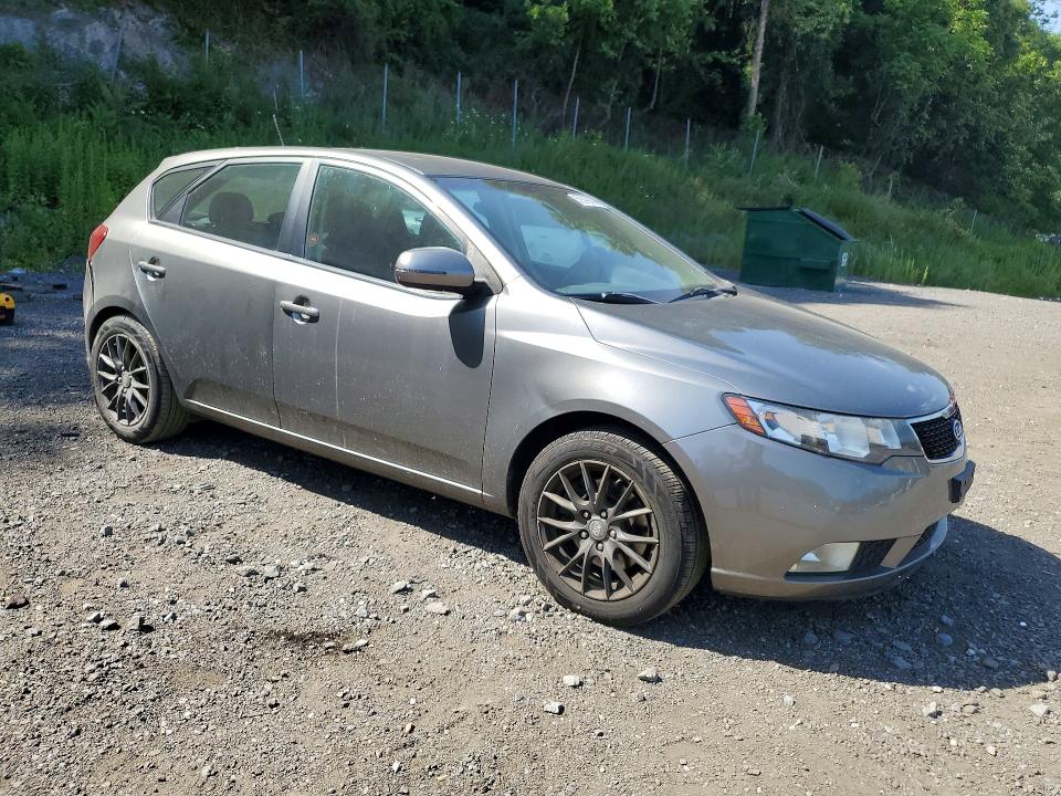 2011 Kia Forte VIN KNAFW5A34B5399626 COPART salvage auction — REAR END, NY - MV-907A SALVAGE CERTIFICATE, sold $325 on 2026-07-23 (photo 4)