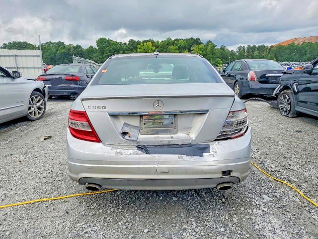 2008 Mercedes-benz C-klasse VIN WDDGF56X58R030381 COPART salvage auction — REAR END, Ga - Cert Of Title-Salvage, sold $325 on 2026-08-10 (photo 6)
