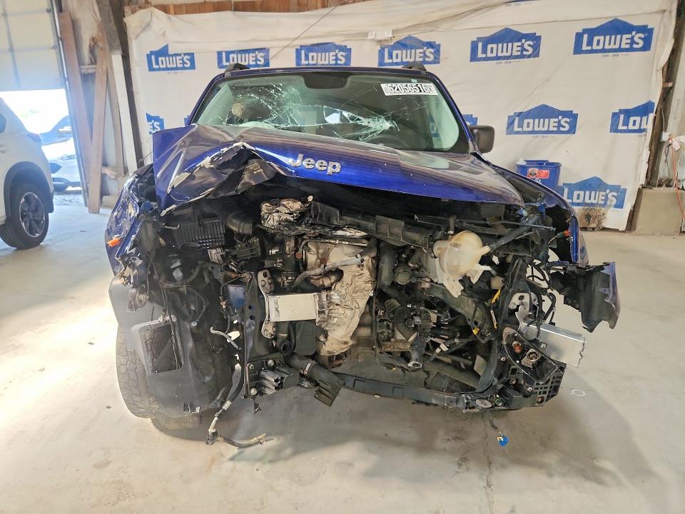 2017 Jeep Renegade VIN ZACCJBAH6HPE94560 COPART salvage auction — FRONT END, Tn - Certificate Of Title, sold $200 on 2026-08-11 (photo 5)