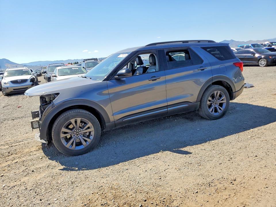 2022 Ford Explorer VIN 1FMSK8DH4NGA00966 — COPART salvage auction photo