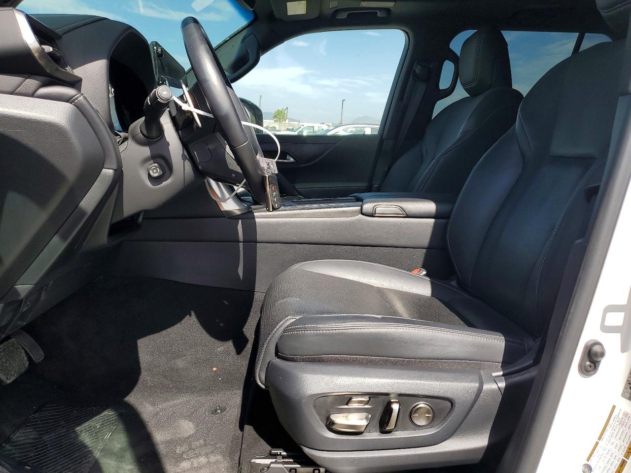 2024 Lexus LX 600 VIN JTJAB7CXXR4052240 COPART salvage auction — Front End, CA - SALVAGE CERTIFICATE, sold $60,000 on 2026-08-11 (photo 7)