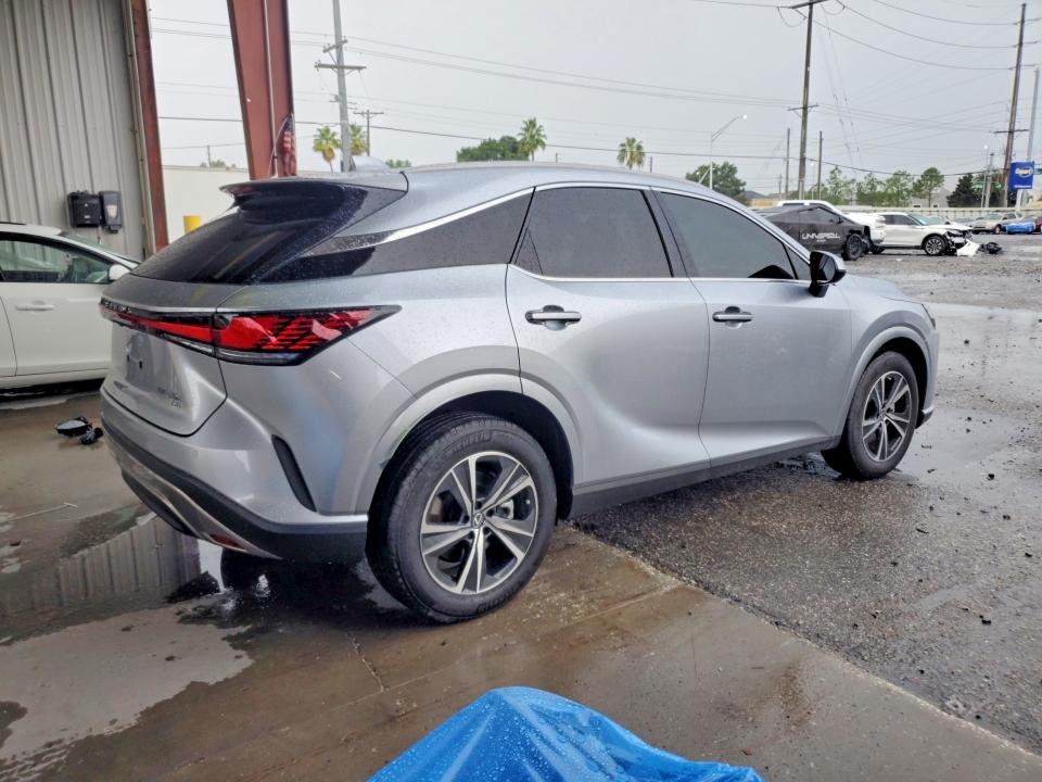 2026 Lexus Rx VIN 2T2BBMCA8TC105549 COPART salvage auction — WATER/FLOOD, Fl - Certificate Of Destruction, sold $30,250 on 2026-08-21 (photo 3)