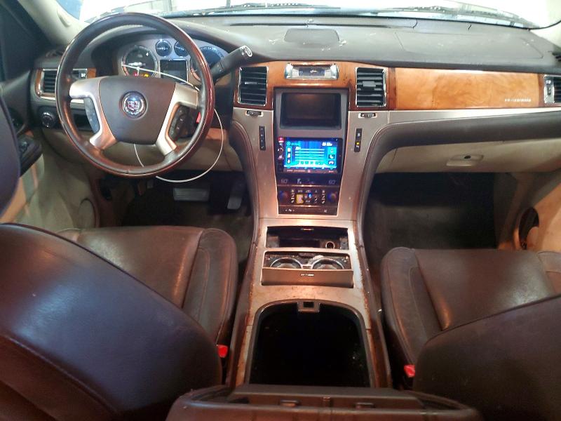 2011 Cadillac Escalade VIN 1GYS4DEF5BR378339 COPART salvage auction — SIDE, MN - CERT OF TITLE-PR SALV FLOOD, sold $775 on 2026-07-23 (photo 8)