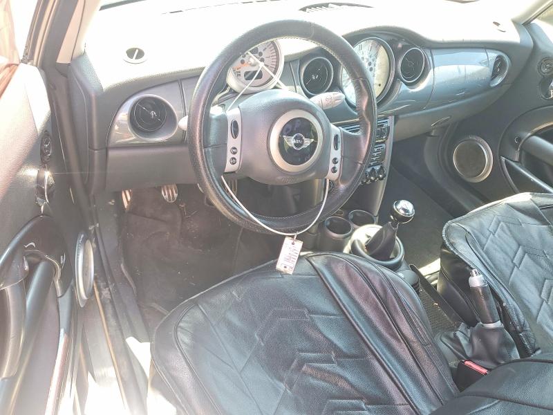 2004 Mini Cooper VIN WMWRE33474TD82492 COPART salvage auction — MINOR DENT/SCRATCHES, Ok - Certificate Of Title, sold $575 on 2026-07-30 (photo 8)