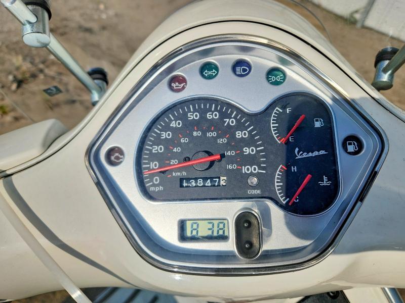 2010 Vespa Gts VIN ZAPM459LXA5701311 COPART salvage auction — FRONT END, Il - Salvage Certificate, sold $1,500 on 2026-08-06 (photo 7)
