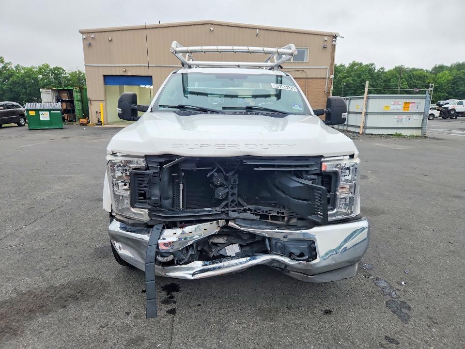 2019 Ford F-350 super duty VIN 1FTBF3A66KEE36210 COPART salvage auction — FRONT END, NJ - CERTIFICATE OF TITLE, sold $1,650 on 2026-07-09 (photo 5)