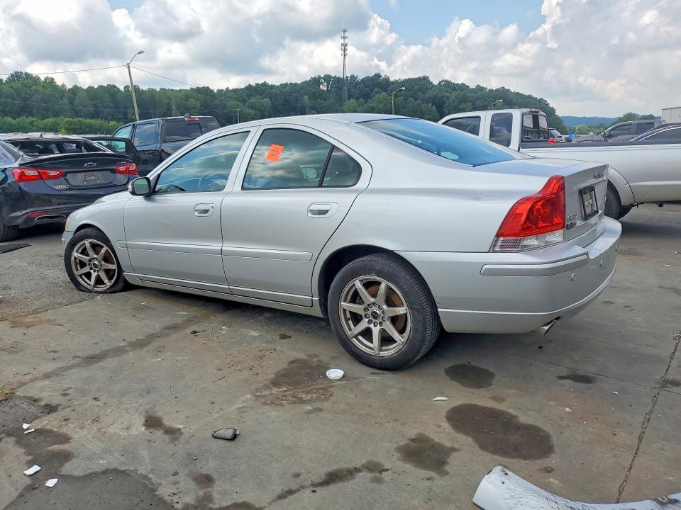 2007 Volvo S60 VIN YV1RS592572607605 COPART salvage auction — FRONT END, Ky - Cert Of Title-Salvage, sold $300 on 2026-08-13 (photo 2)