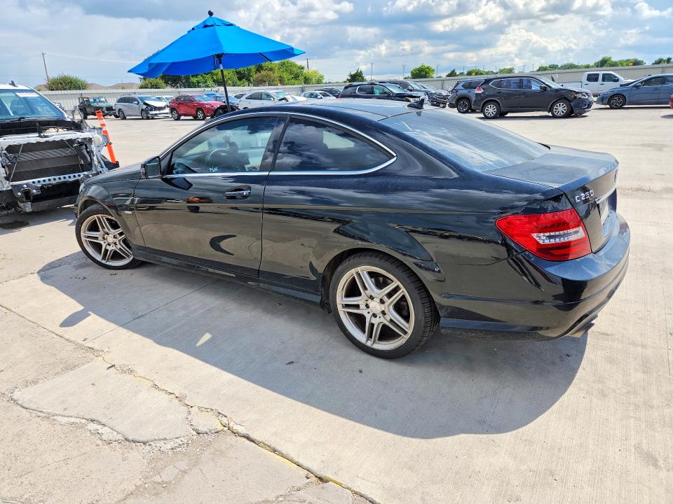 2012 Mercedes-benz C-klasse VIN WDDGJ4HBXCF749713 COPART salvage auction — MECHANICAL, Tx - Cert Of Title-Rebuilt Salvage, sold $350 on 2026-07-30 (photo 2)