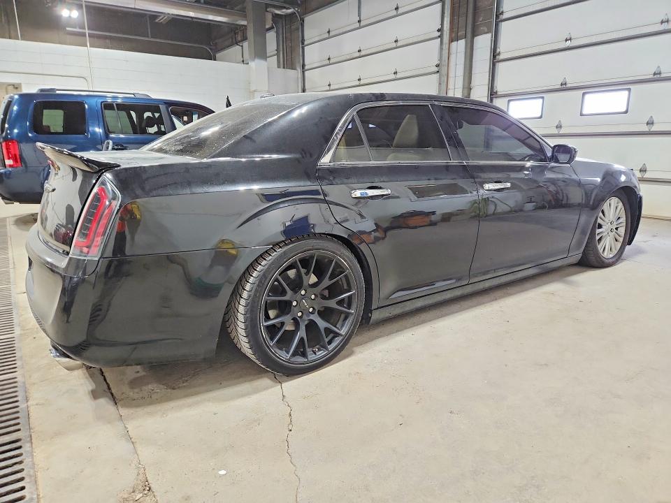 2011 Chrysler 300 VIN 2C3CK6CT7BH569110 COPART salvage auction — FRONT END, Az - Cert Of Title - Salvage, sold $275 on 2026-07-28 (photo 3)