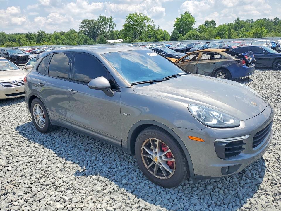 2016 Porsche Cayenne VIN WP1AF2A29GKA42307 COPART salvage auction — HAIL, Oh - Cert Of Title-Salvage, sold $6,700 on 2026-07-30 (photo 4)
