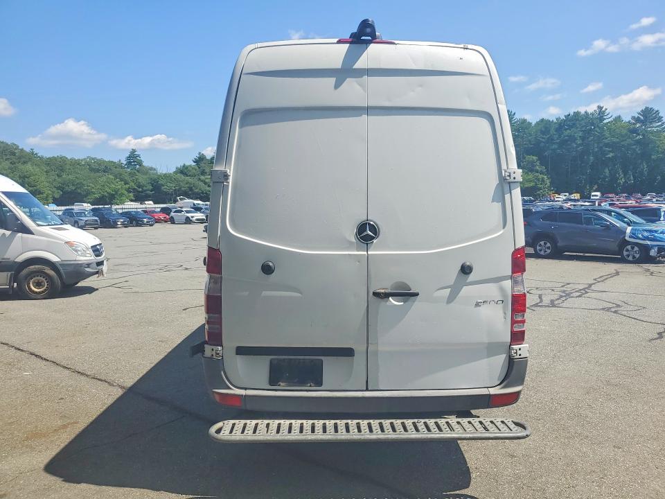 2016 Mercedes-benz Sprinter VIN WD3PE8DD2GP361205 COPART salvage auction — SIDE, Ri - Certificate Of Title, sold $2,150 on 2026-08-04 (photo 6)