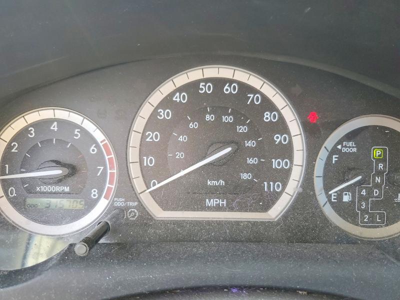 2004 Toyota Sienna VIN 5TDZA23C24S164780 COPART salvage auction — MINOR DENT/SCRATCHES, IL - CERTIFICATE OF TITLE, sold $900 on 2026-07-20 (photo 9)