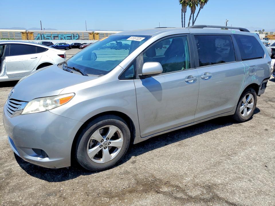 2017 Toyota Sienna VIN 5TDKZ3DC4HS836245 COPART salvage auction — REAR END, Ca - Salvage Certificate, sold $3,450 on 2026-07-24 (photo 1)