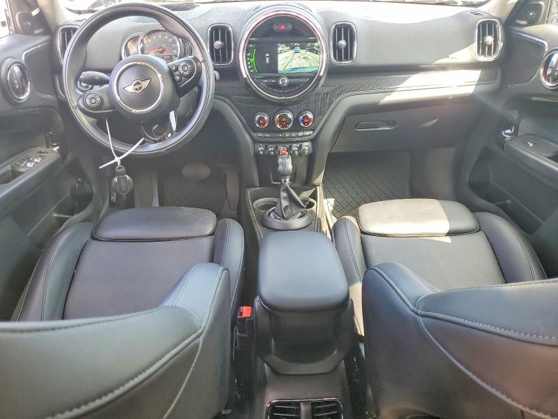 2018 Mini Cooper VIN WMZYV5C36J3E03393 COPART salvage auction — ROLLOVER, Salvage Title, sold $1,600 on 2026-08-11 (photo 8)