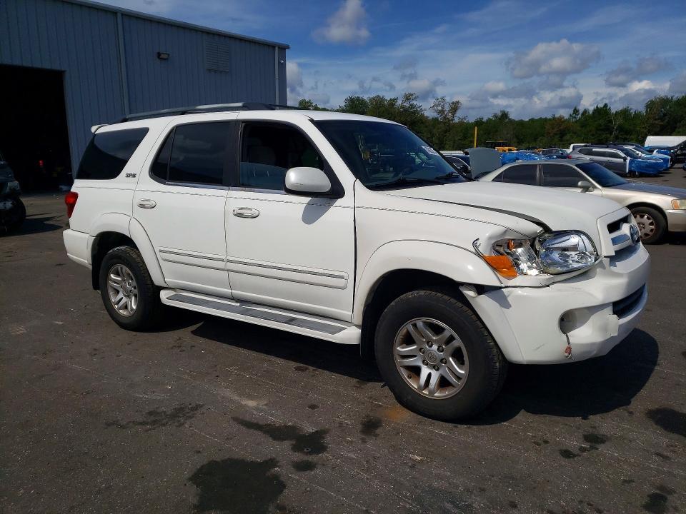 2005 Toyota Sequoia VIN 5TDZT34A85S244776 COPART salvage auction — FRONT END, Fl - Cert Of Title Slvg Rebuildable, sold $100 on 2026-07-27 (photo 4)
