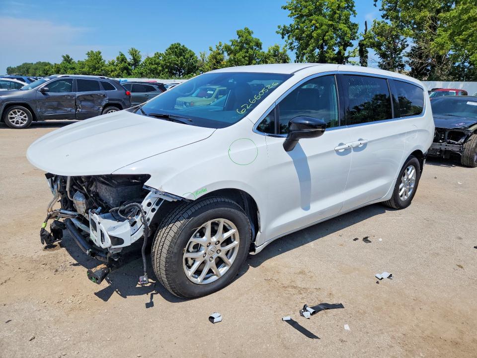 2025 Chrysler Pacifica VIN 2C4RC1BG6SR587246 — COPART salvage auction photo