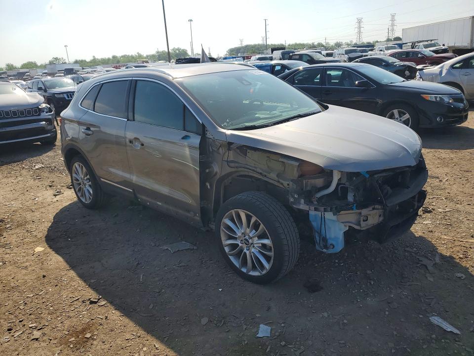 2017 Lincoln VIN 5LMCJ3C92HUL22402 COPART salvage auction — FRONT END, Mi - Certificate Of Title, sold $1,850 on 2026-07-21 (photo 4)