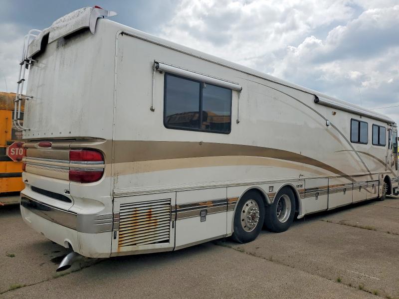 1999 Spartan motors Motorhome 4vz VIN 4VZAT179XXC029230 COPART salvage auction — VANDALISM, OH - CERT OF TITLE-SALVAGE, sold $1,350 on 2026-07-16 (photo 4)