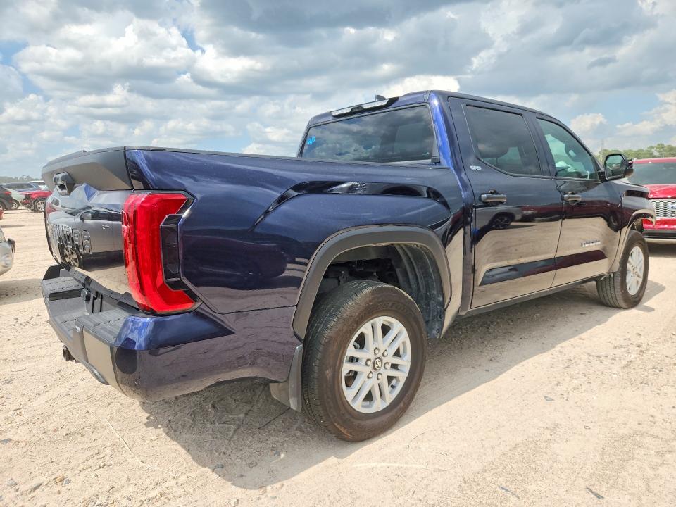 2025 Toyota Tundra VIN 5TFLA5DB8SX321166 COPART salvage auction — FRONT END, TX - SALVAGE VEHICLE TITLE, sold $21,100 on 2026-07-17 (photo 3)