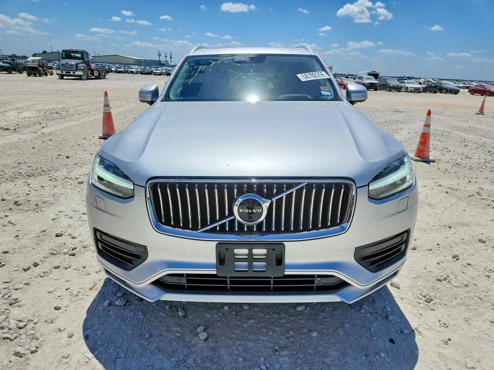 2021 Volvo Xc90 VIN YV4102PK4M1762042 COPART salvage auction — UNDERCARRIAGE, Salvage Title, sold $80 on 2026-08-27 (photo 5)