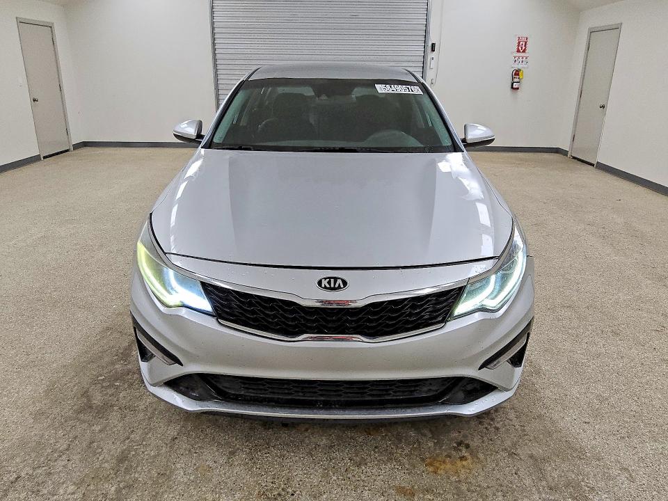 2020 Kia Optima VIN 5XXGT4L39LG438084 COPART salvage auction — VANDALISM, CO - CERTIFICATE OF TITLE, sold $650 on 2026-07-21 (photo 5)