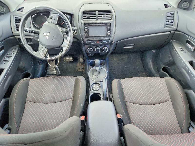 2017 Mitsubishi Outlander VIN JA4AR3AW5HZ048643 COPART salvage auction — NORMAL WEAR, Tn - Certificate Of Title, sold $3,200 on 2026-07-30 (photo 8)