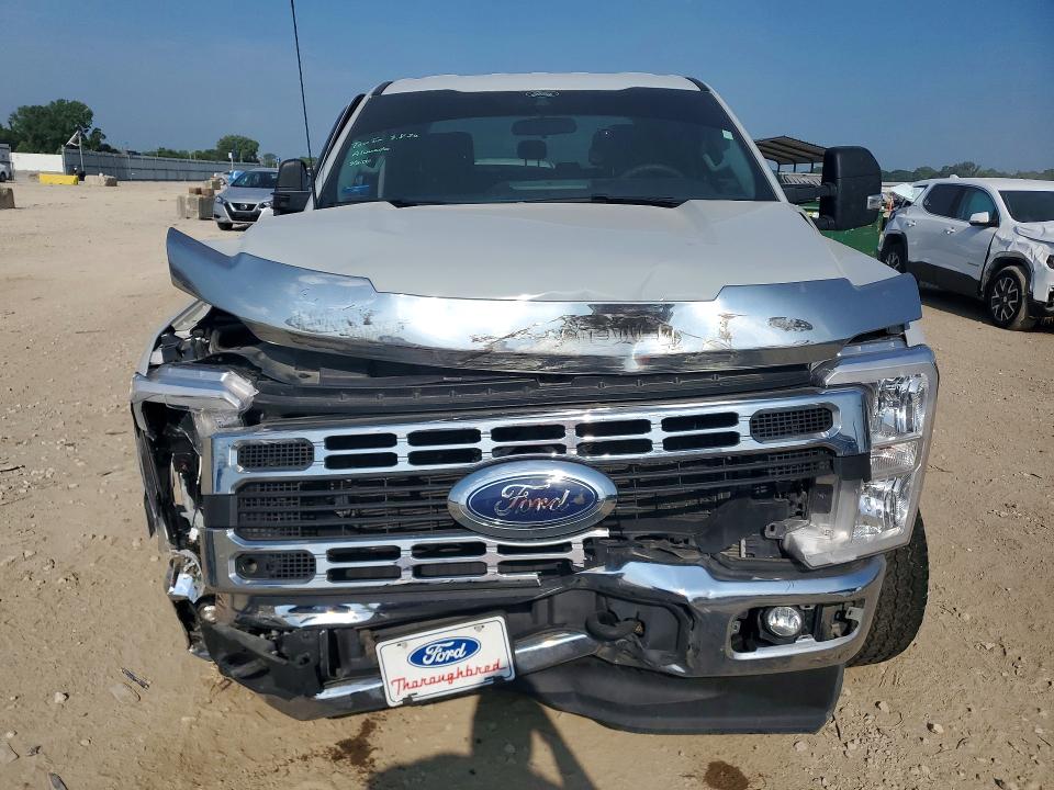 2025 Ford F250 VIN 1FT7W2BT9SEC19920 COPART salvage auction — FRONT END, Mo - Salvage Certificate Of Title, sold $27,000 on 2026-08-27 (photo 5)