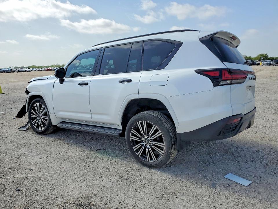 2022 Lexus Lx VIN JTJGB7CX0N4013063 COPART salvage auction — FRONT END, Tx - Salvage Vehicle Title, sold $59,500 on 2026-09-03 (photo 2)