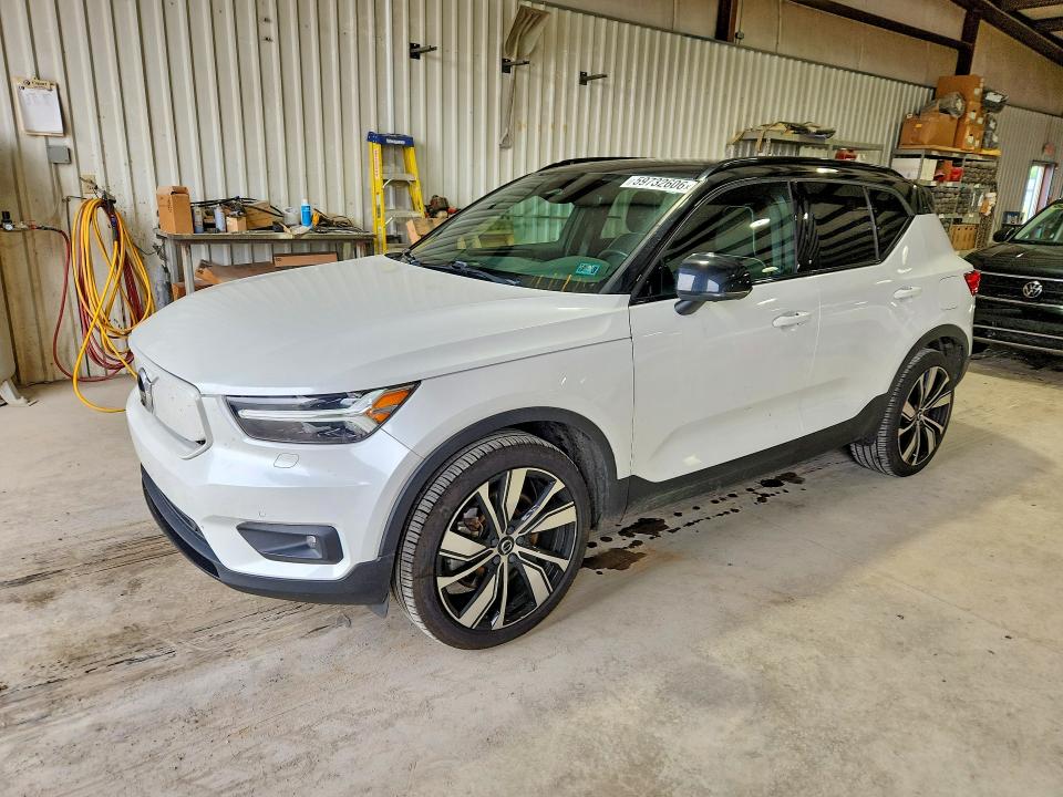 2021 Volvo Xc40 VIN YV4ED3UR1M2558905 — COPART salvage auction photo