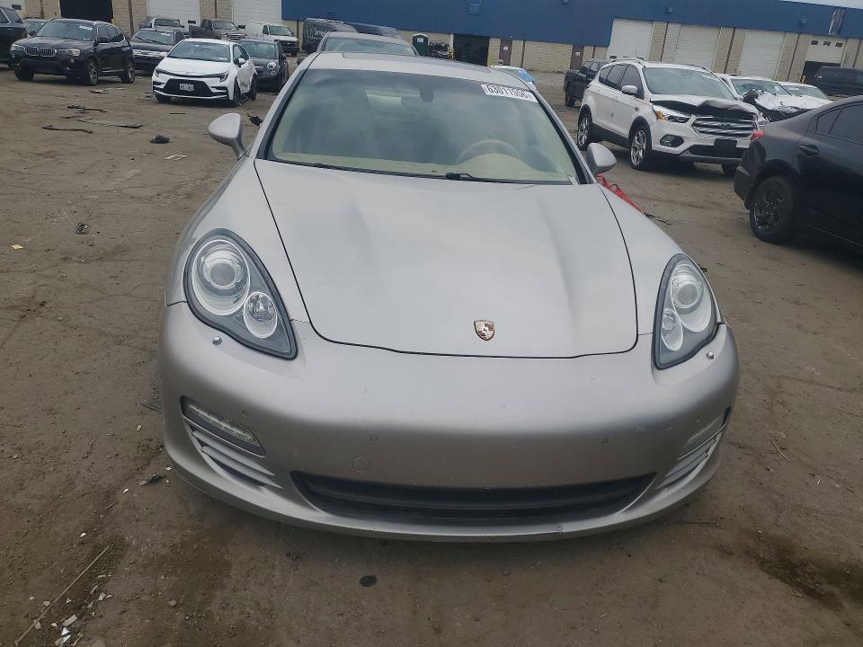 2011 Porsche Panamera VIN WP0AA2A78BL016599 COPART salvage auction — FRONT END, MI - CERTIFICATE OF TITLE, sold $2,800 on 2026-07-31 (photo 5)