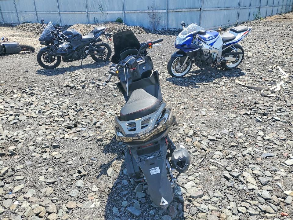 2025 Genuine scooter co. Scooter VIN H0DTAEFW2SX112701 COPART salvage auction — SIDE, NY - MV-907A SALVAGE CERTIFICATE, sold $60 on 2026-07-23 (photo 4)