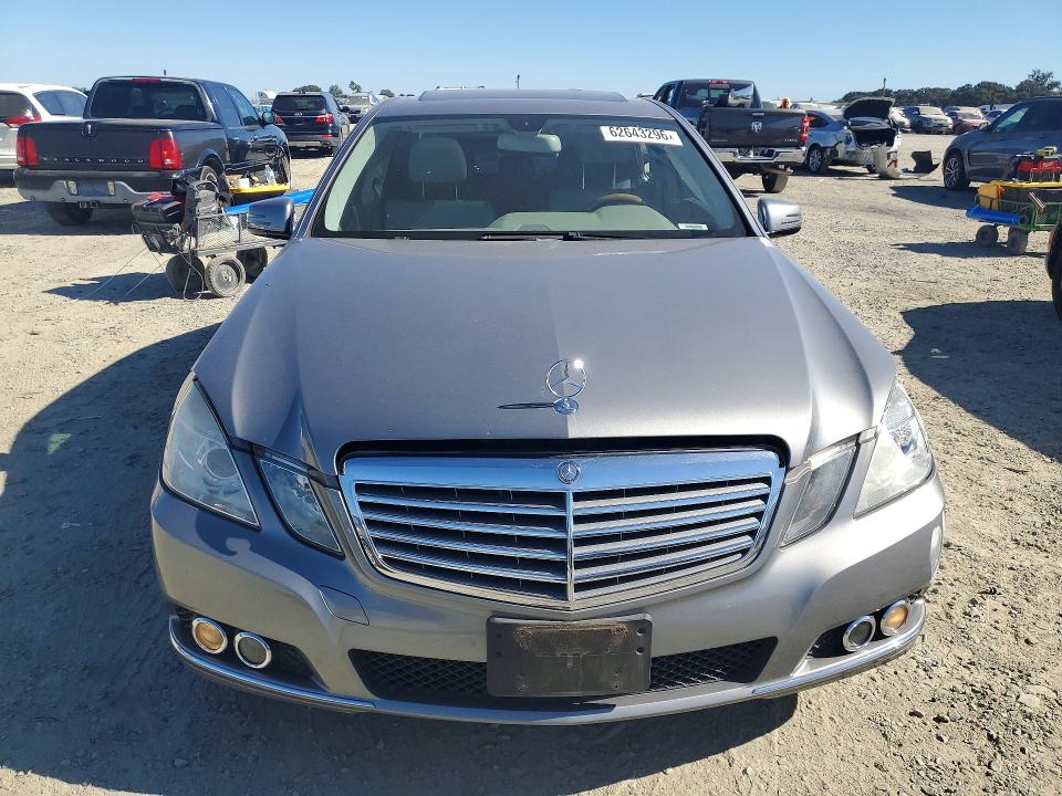 2010 Mercedes-benz E-class VIN WDDHF5GBXAA250885 COPART salvage auction — SIDE, Ca - Dis/Dlr/Exp Only Clean Title, sold $1,550 on 2026-08-04 (photo 5)