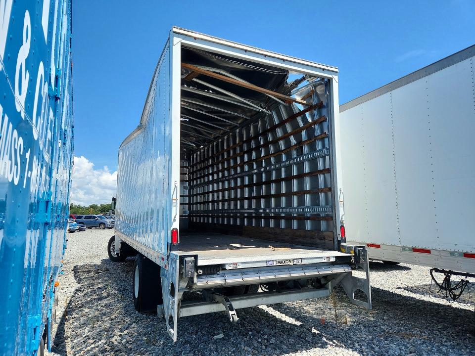 2024 Freightliner M2 VIN 3ALACXFC7RDVA3132 COPART salvage auction — REAR END, AZ - CERT OF TITLE - SALVAGE, sold $11,500 on 2026-08-06 (photo 2)
