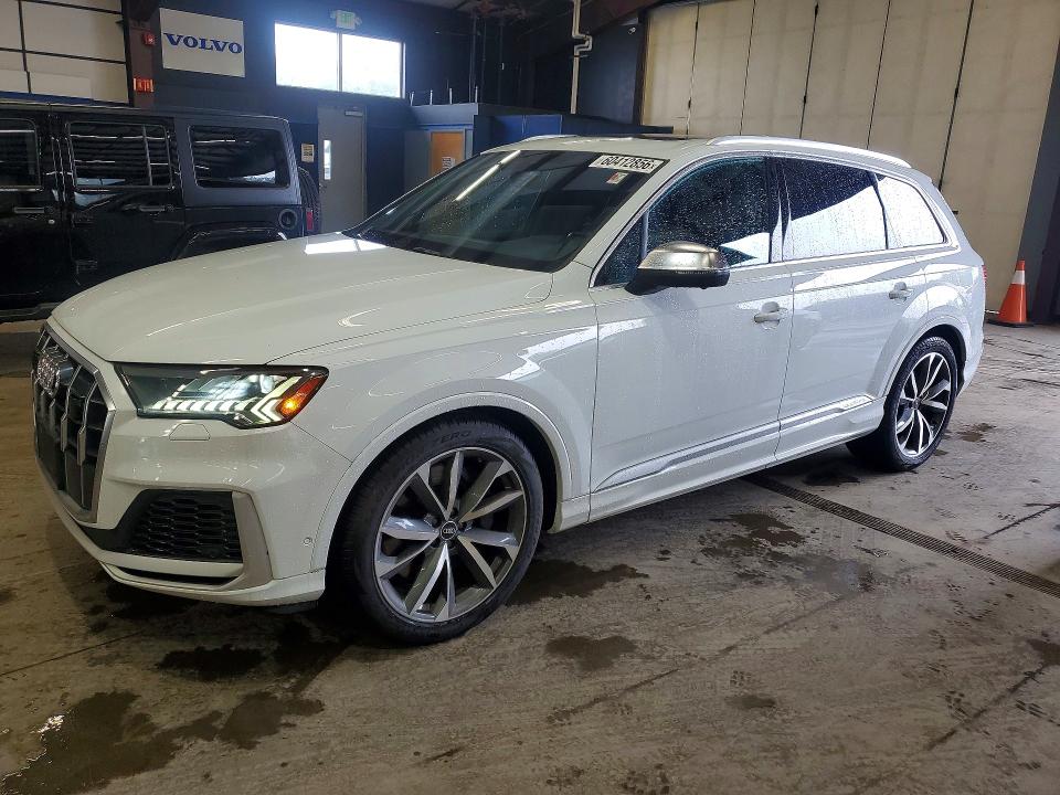2021 Audi Sq7 VIN WA1AWBF71MD025632 COPART salvage auction — MINOR DENT/SCRATCHES, Nj - Certificate Of Title (P), sold $26,250 on 2026-07-30 (photo 1)