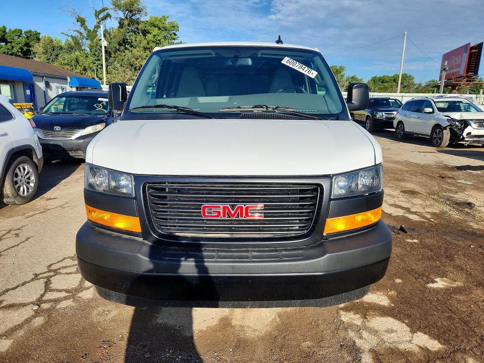 2025 Gmc Savana VIN 1GTW7AFP3S1270367 COPART salvage auction — WATER/FLOOD, Mi - Cert Of Title-Salvage Flood, sold $17,000 on 2026-08-05 (photo 5)
