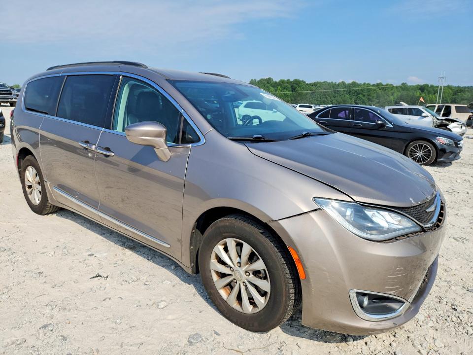 2017 Chrysler Pacifica VIN 2C4RC1BG6HR535088 COPART salvage auction — FRONT END, Mt - Certificate Of Title, sold $500 on 2026-07-15 (photo 4)