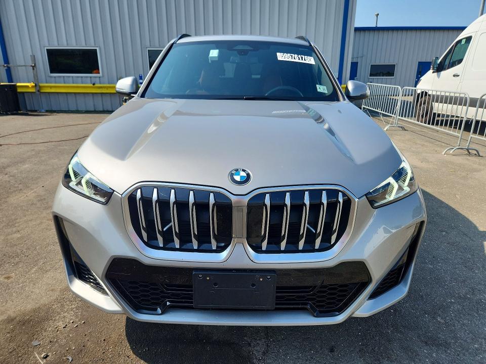 2026 BMW X1 VIN WBX73EF08T5631065 COPART salvage auction — UNDERCARRIAGE, Nj - Certificate Of Title, sold $29,500 on 2026-07-13 (photo 5)
