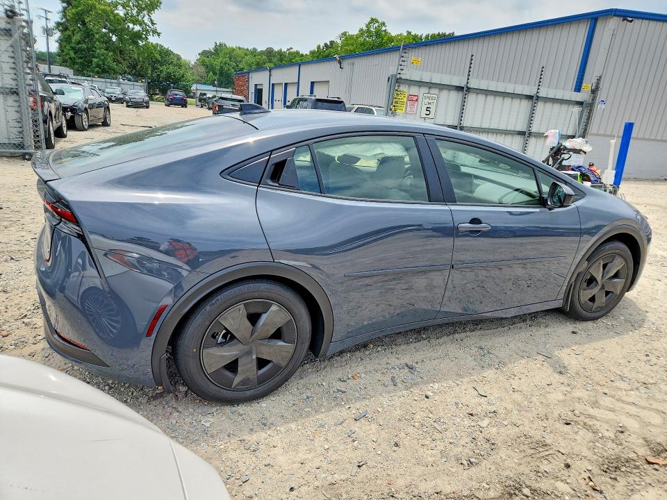 2026 Toyota VIN JTDACAAU3T3080979 COPART salvage auction — SIDE, Va - Cert Of Title - Salvage, sold $575 on 2026-07-21 (photo 3)