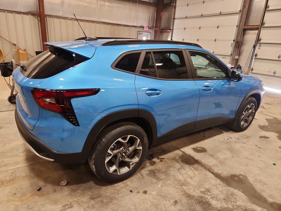 2026 Chevrolet Trax VIN KL77LHEP1TC160379 COPART salvage auction — FRONT END, WI - CERTIFICATE OF TITLE, sold $13,900 on 2026-07-27 (photo 3)