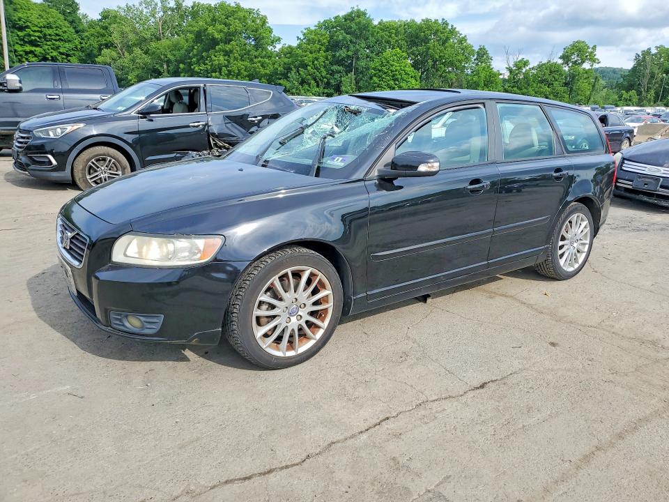 2010 Volvo V50 VIN YV1382MW2A2532317 COPART salvage auction — ROOF, Ny - Mv-907A Salvage Certificate, sold $475 on 2026-08-04 (photo 1)