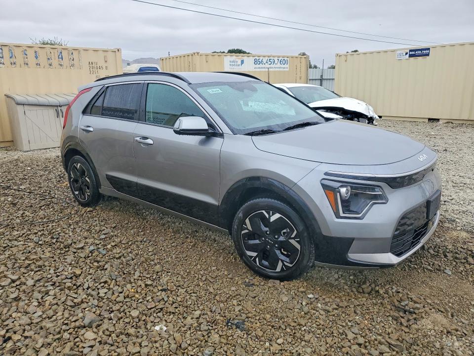 2023 Kia Niro VIN KNDCR3L1XP5045940 COPART salvage auction — MECHANICAL, Ca - Certificate Of Title, sold $8,800 on 2026-07-15 (photo 4)