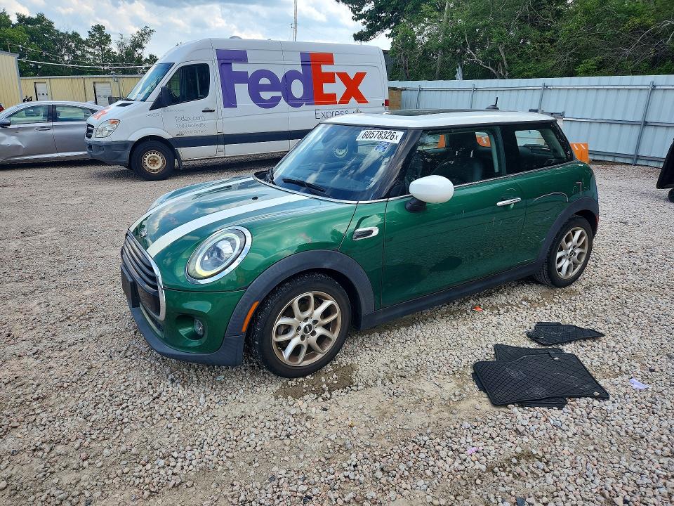 2021 Mini Cooper VIN WMWXR3C07M2P14233 COPART salvage auction — SIDE, Nc - Salvage Certificate Of Title, sold $6,600 on 2026-08-14 (photo 1)