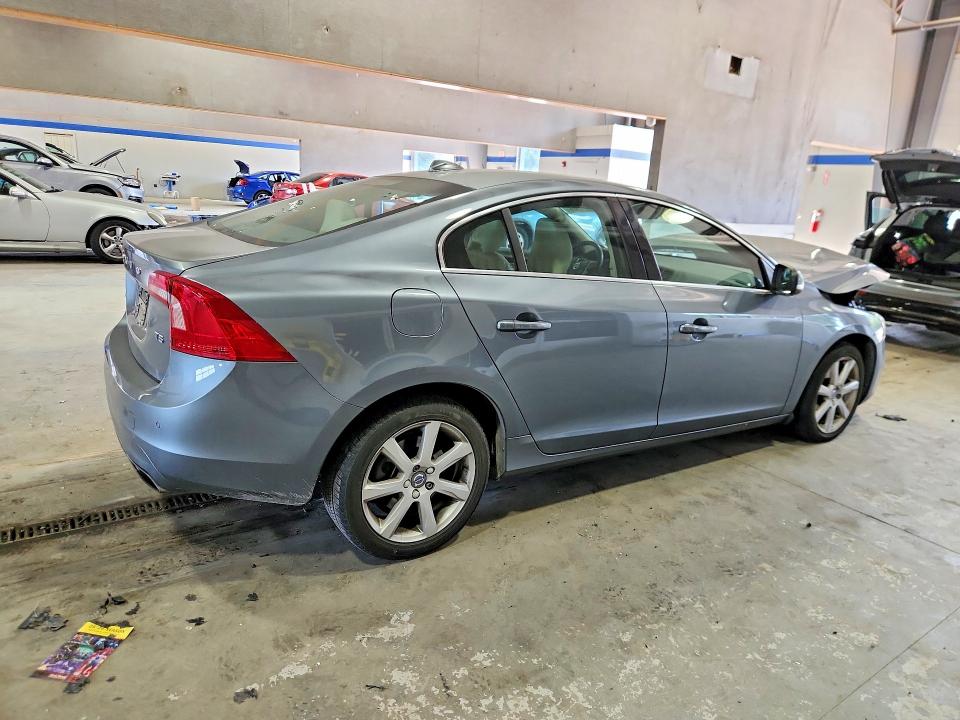 2016 Volvo S60 VIN YV126MFK5G2410423 COPART salvage auction — FRONT END, Va - Cert Of Title - Salvage, sold $350 on 2026-07-31 (photo 3)