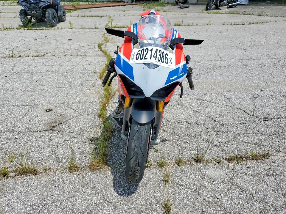 2019 Ducati Panigale VIN ZDMDAGNW0KB011466 COPART salvage auction — ALL OVER, ID - SALVAGE CERTIFICATE OF TITLE, sold $15,700 on 2026-07-31 (photo 2)
