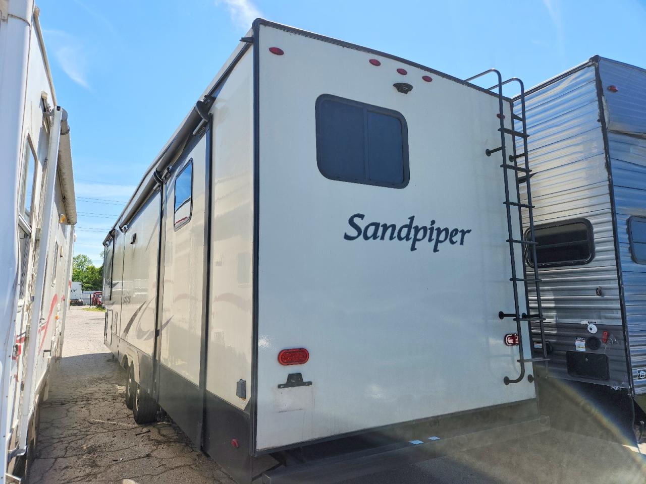 2021 Fore St river s VIN 4X4FSAN20MJ041064 COPART salvage auction — Undercarriage, MI - CERTIFICATE OF TITLE, sold $10,300 on 2026-08-11 (photo 3)